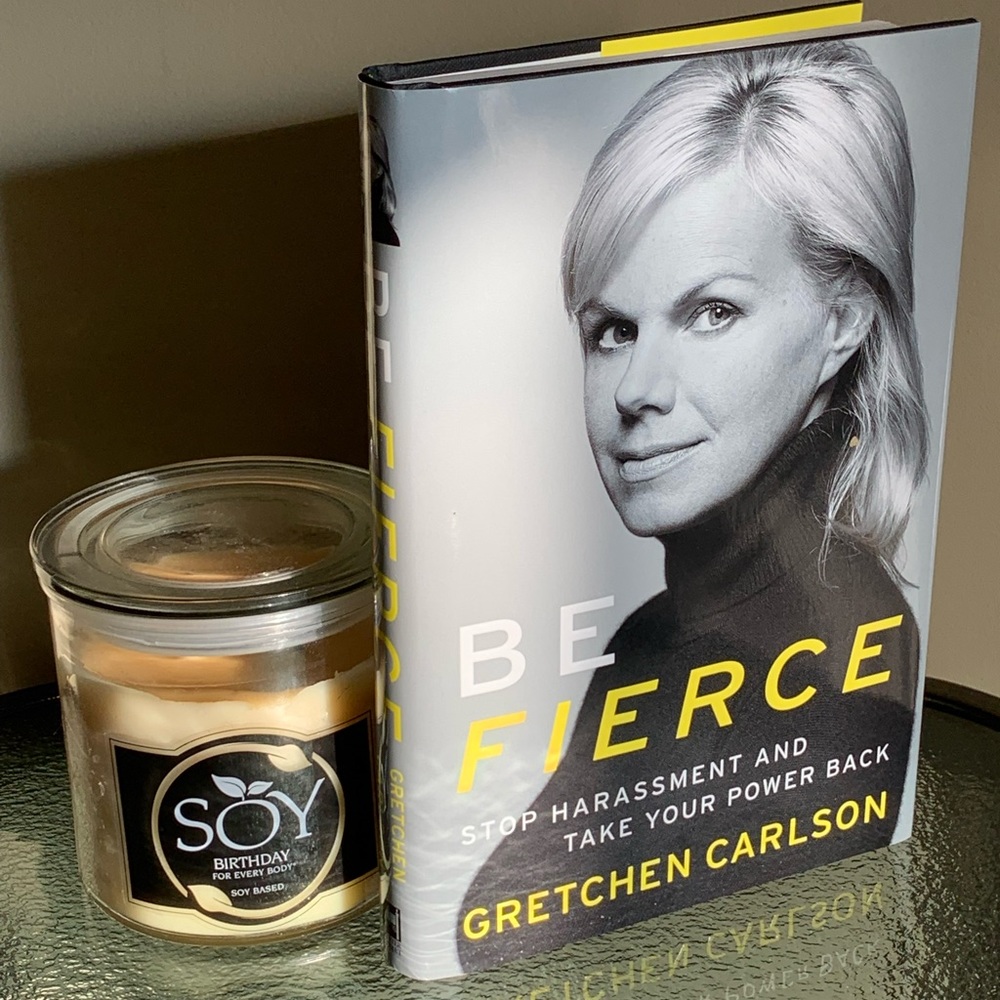 ☀️ 2/$20 Sale ☀️ Be Fierce Book by Gretchen Carlson